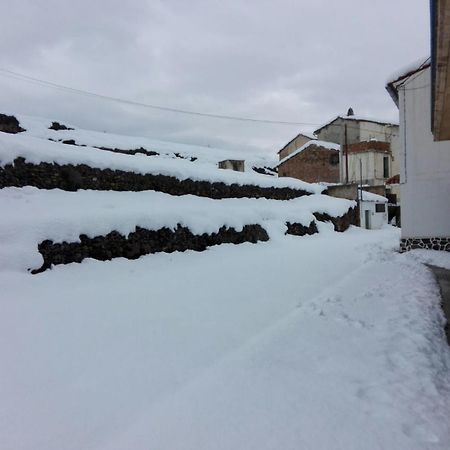 Alcoba Con Patio Del Siglo XIX Villa Villanueva de Viver Kültér fotó
