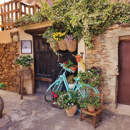 Alcoba Con Patio Del Siglo XIX Villa Villanueva de Viver Kültér fotó